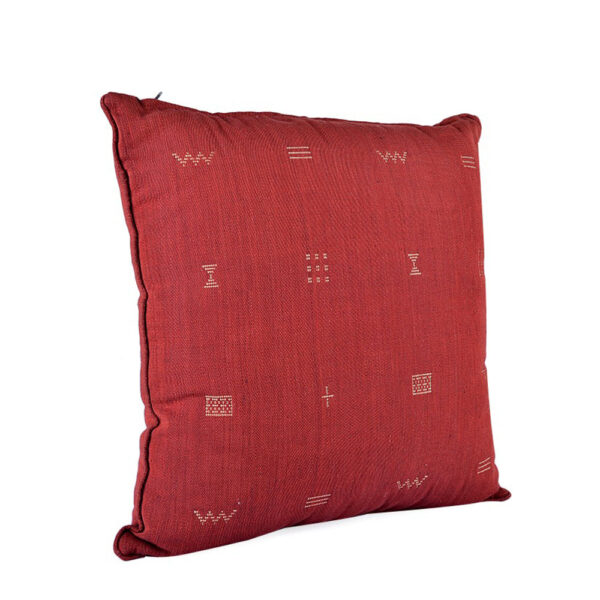 cushion-with-pattern