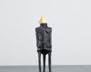 Elle Golden Single Figurine Figurine