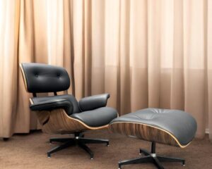 Eames Lounge Chair With Foot Stool