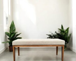 Lola Bench